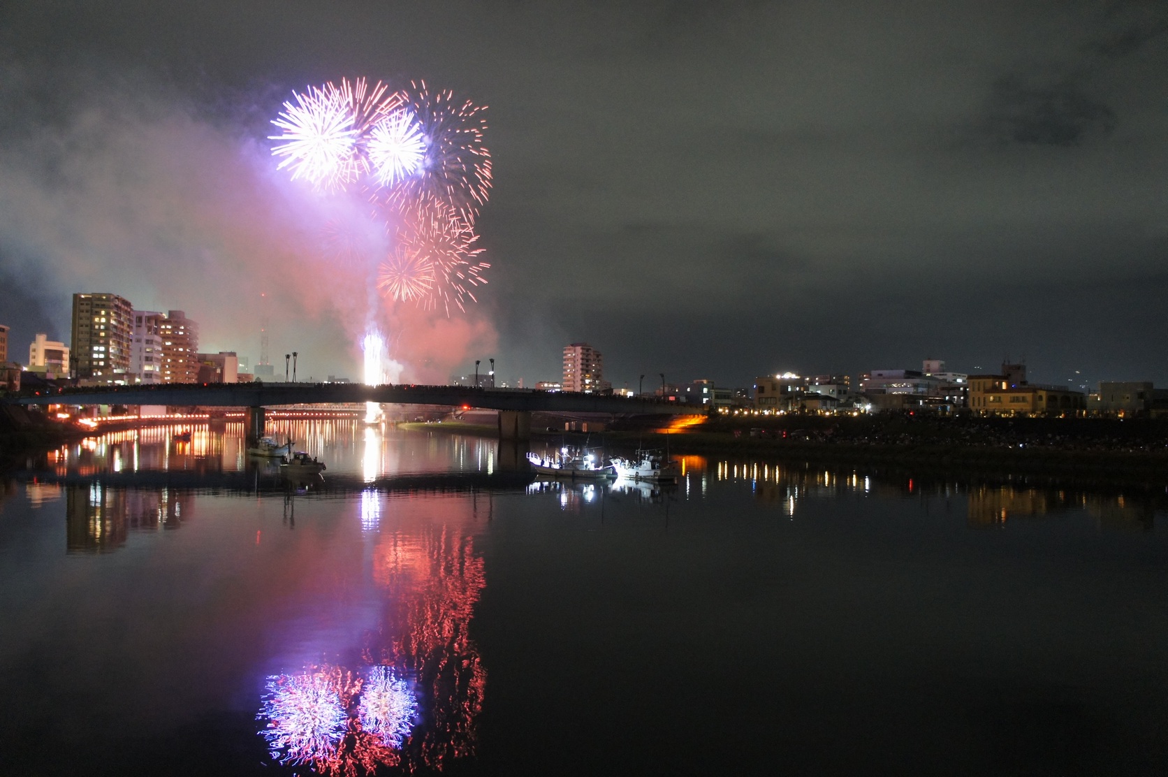 沼津狩野川花火大会・沼津夏まつり ～夜編～ – 旅好きの備忘録